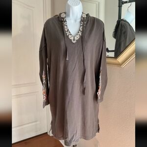 Caite Long Sleeved Gray Hooded Dress